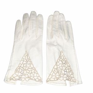 Vintage White Leather Gloves